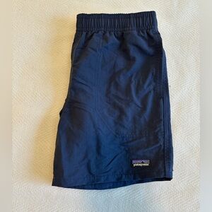 Patagonia Kids Shorts 5” Size M (10)